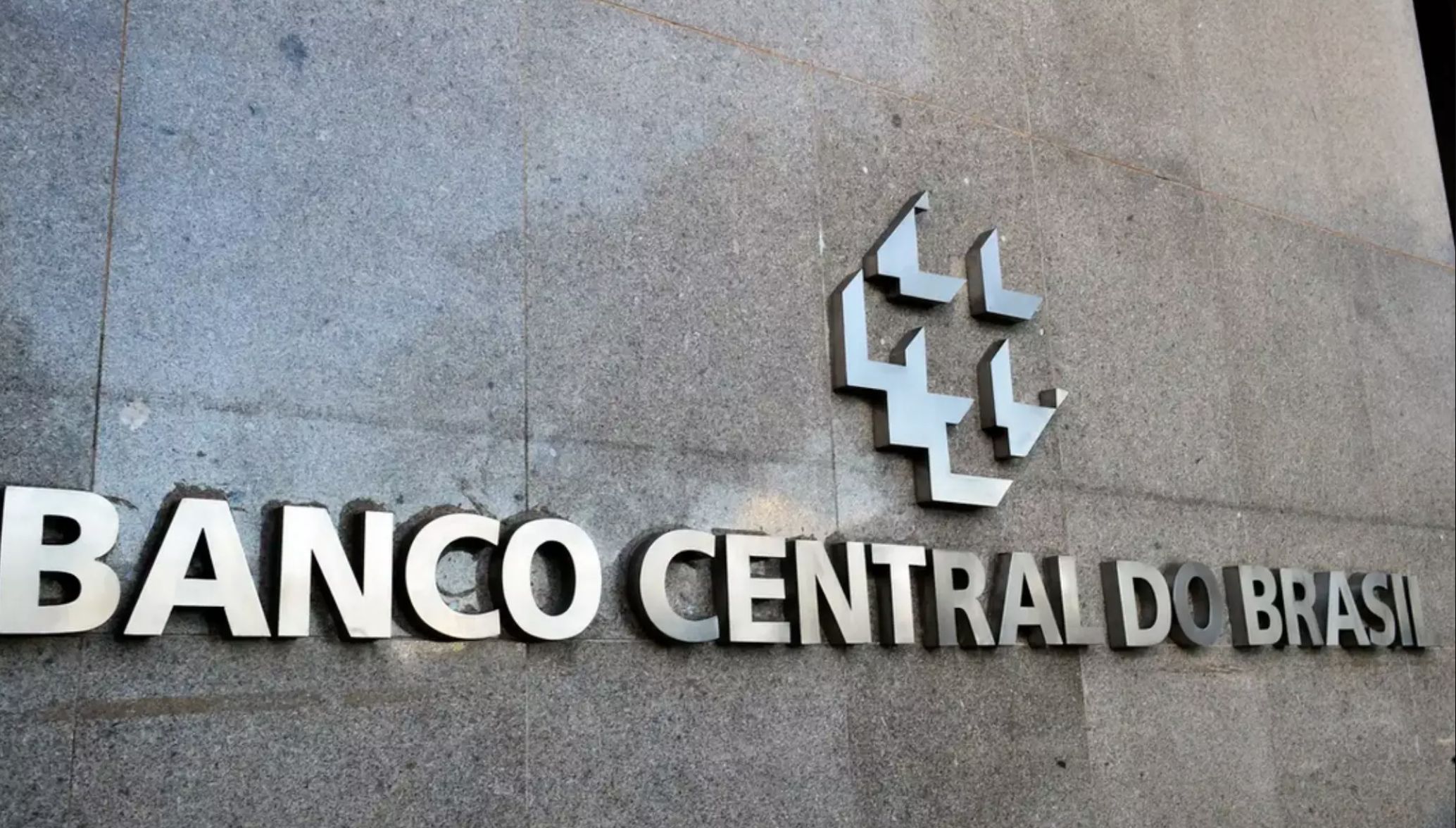 mercado-reduz-pela-terceira-ve