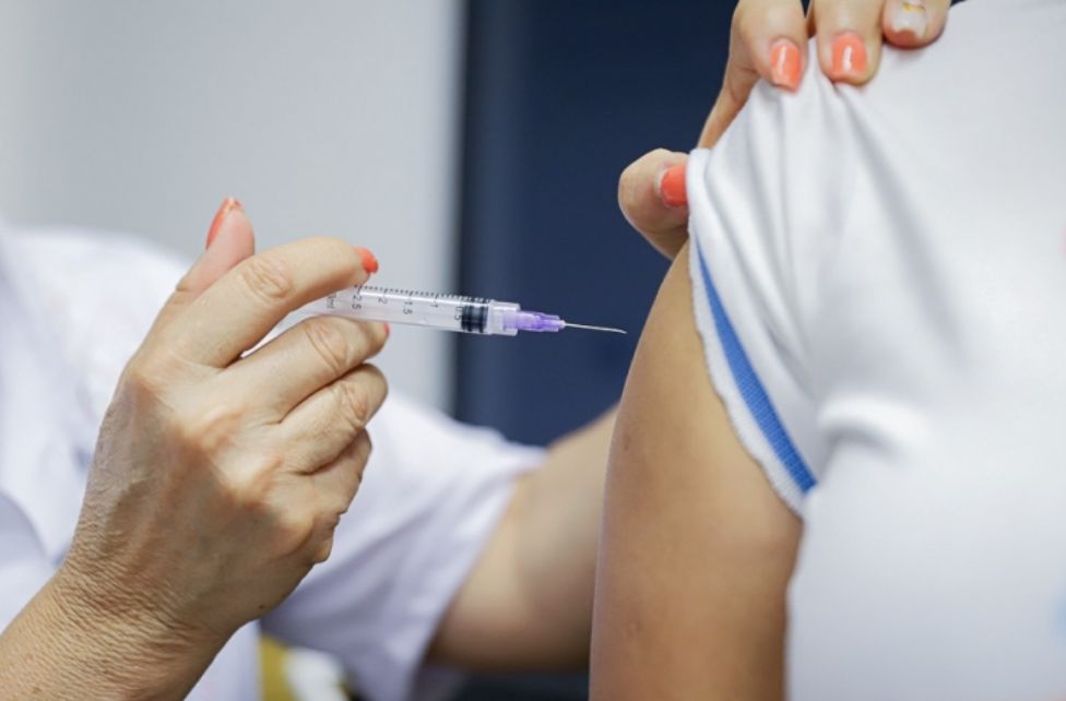 prefeitura-de-manaus-estende-v