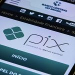 receita-volta-a-desmentir-cobr