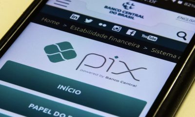 receita-volta-a-desmentir-cobr