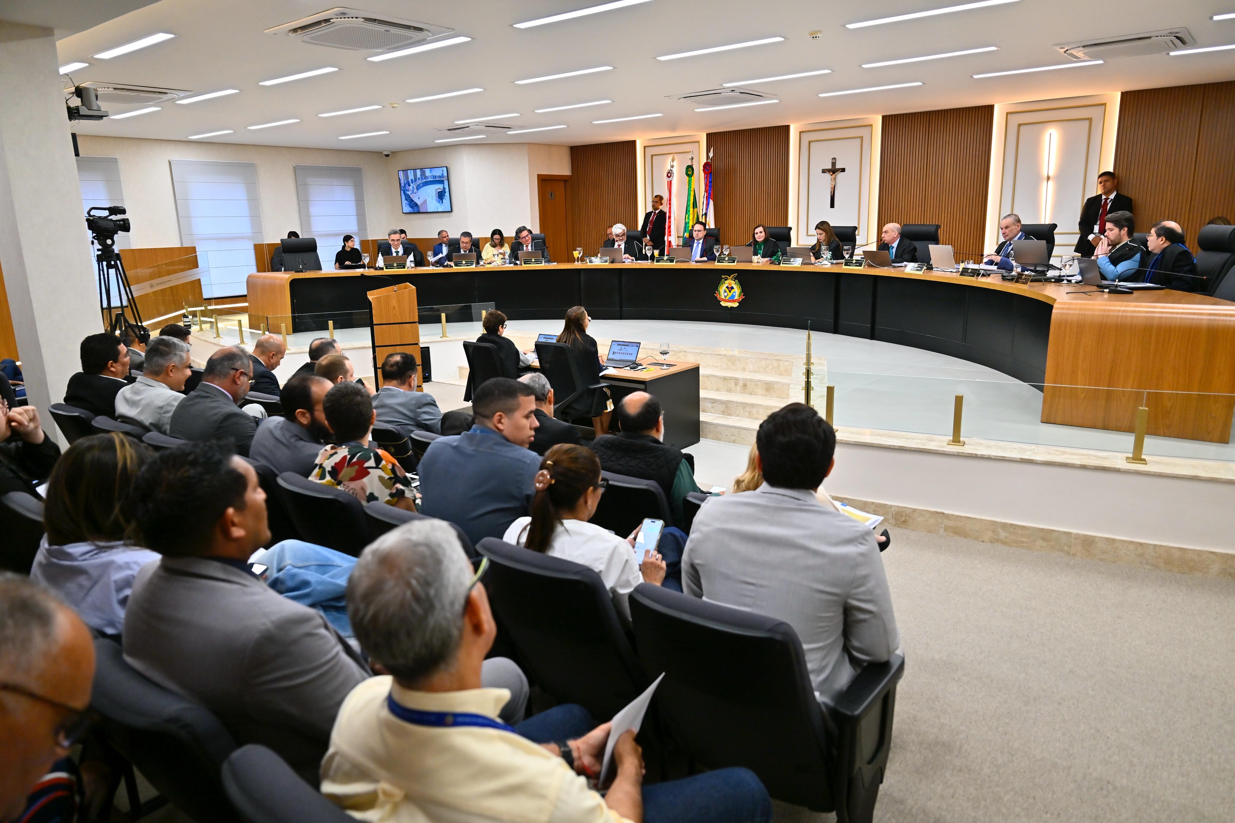 tce-adia-julgamento-das-contas