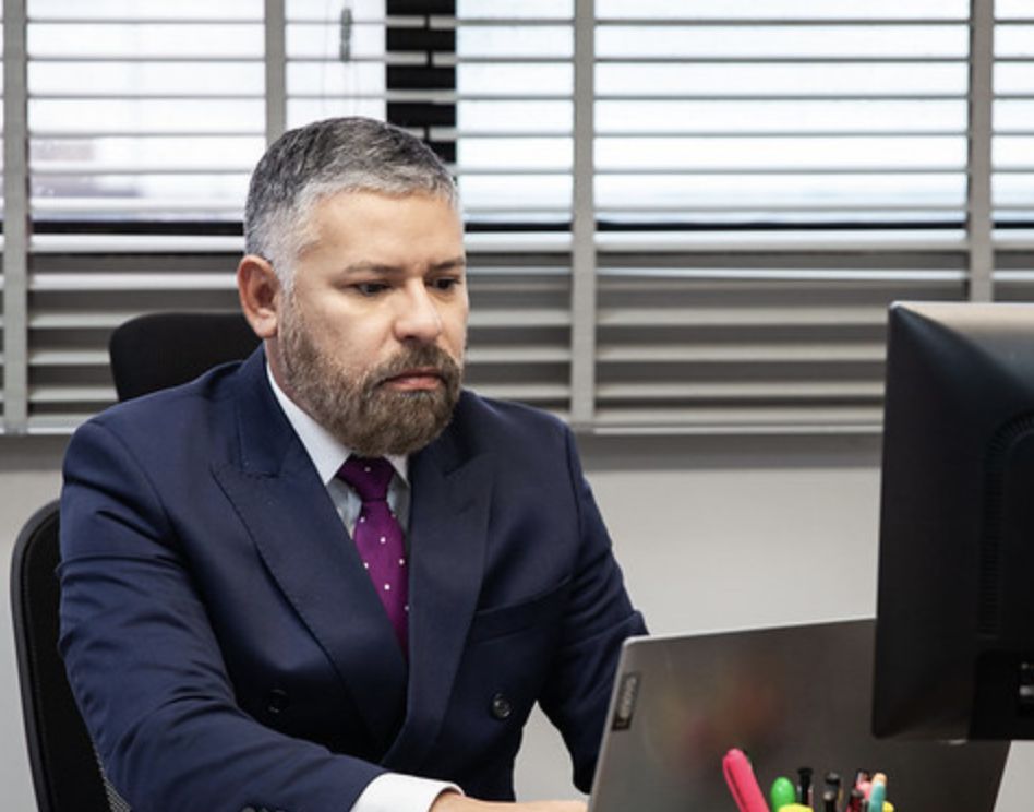 tjam-aposenta-juiz-que-desobed