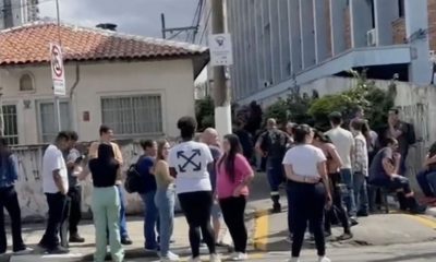 trabalhadores-enfrentam-fila-e