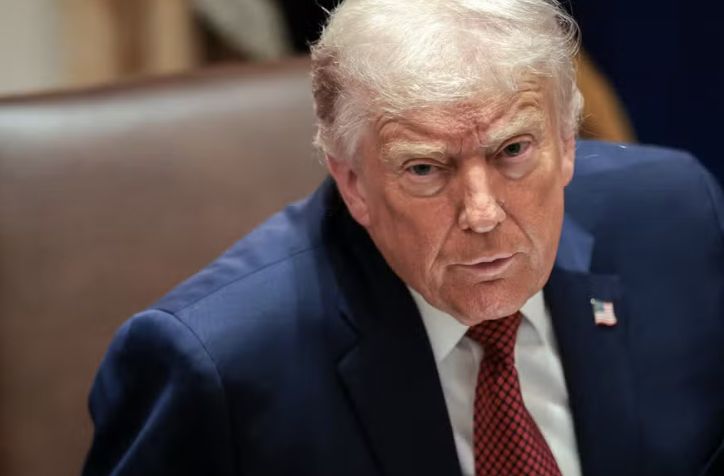 trump-manda-bloquear-petroleir