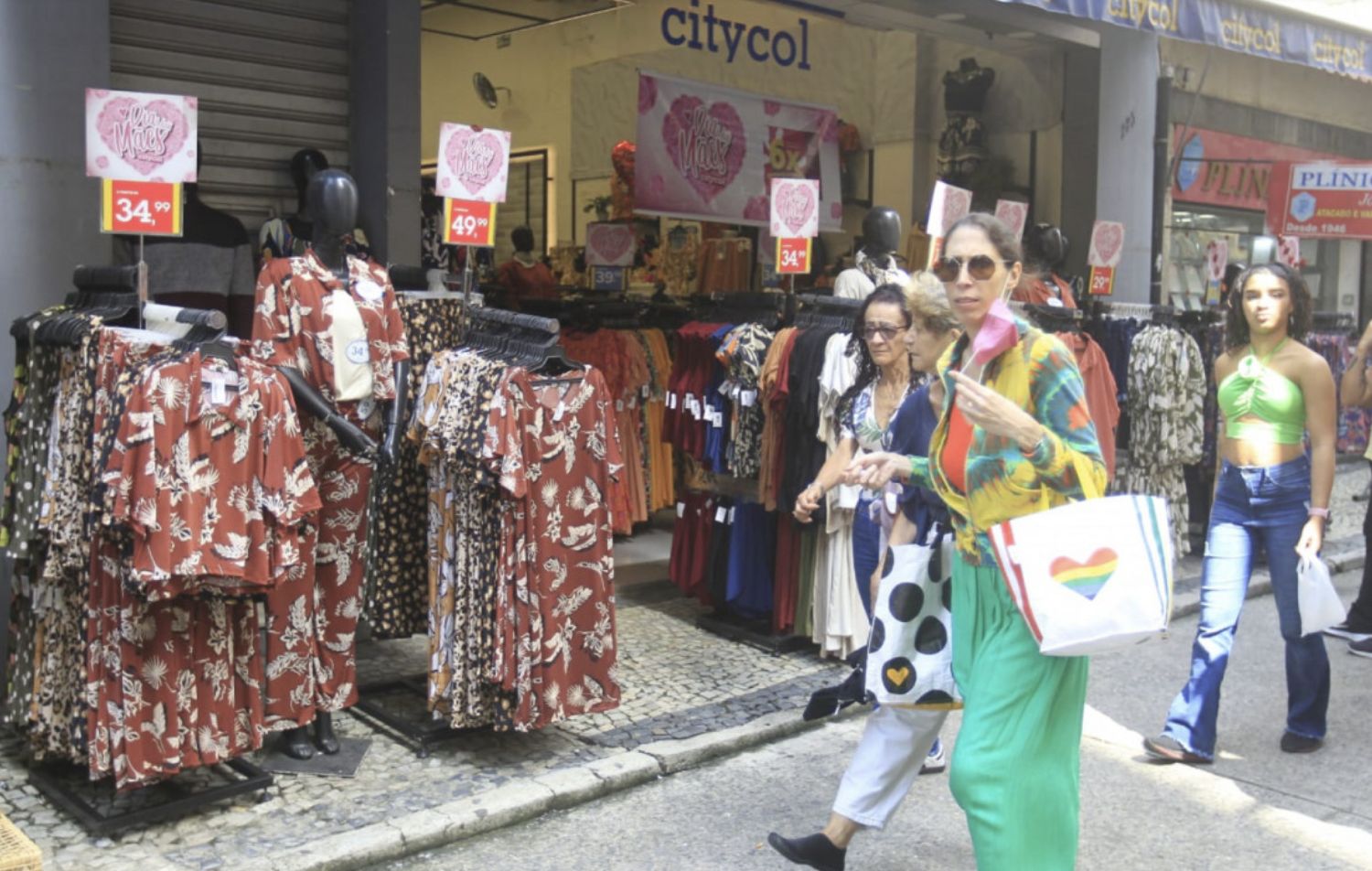 varejo-cresce-26-no-natal-mas-