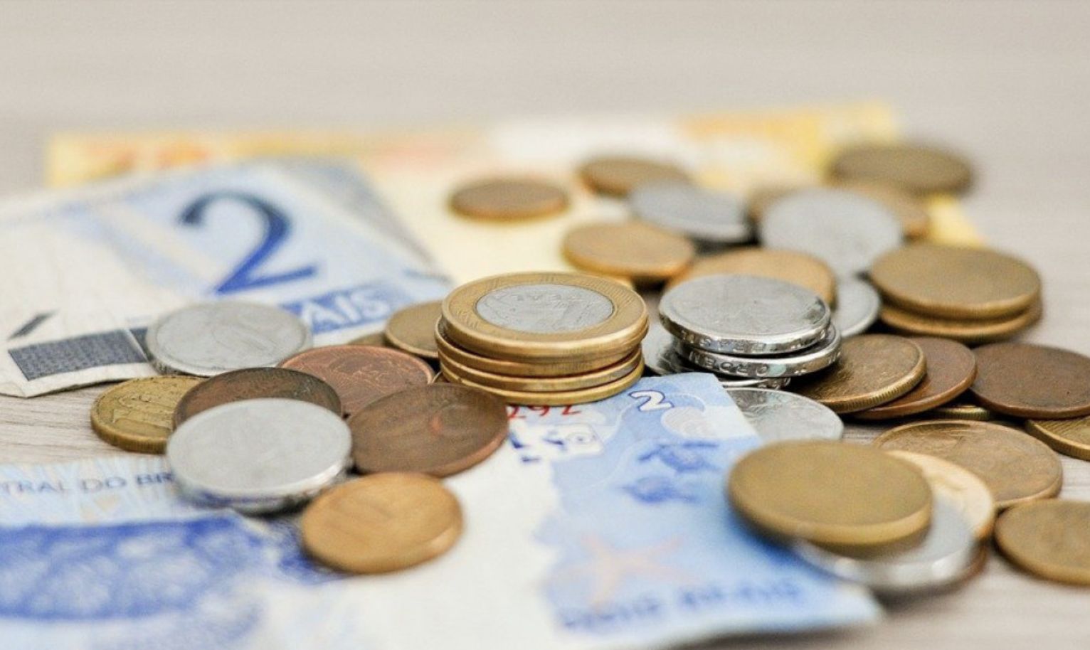 boletim-focus-mercado-eleva-pr