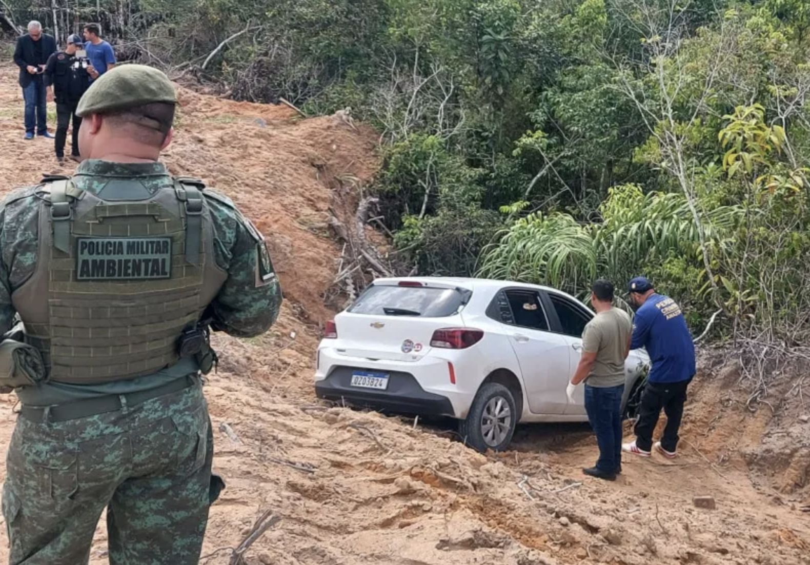 comando-da-pmam-cumpre-decisao