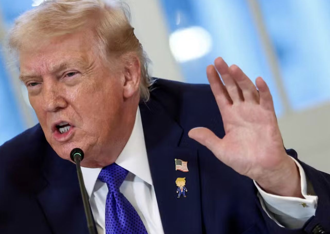 governo-trump-revoga-mais-de-1