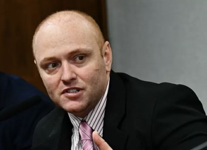 moraes-libera-hacker-delgatti-