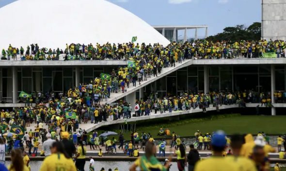 stf-ja-condenou-mais-de-800-re