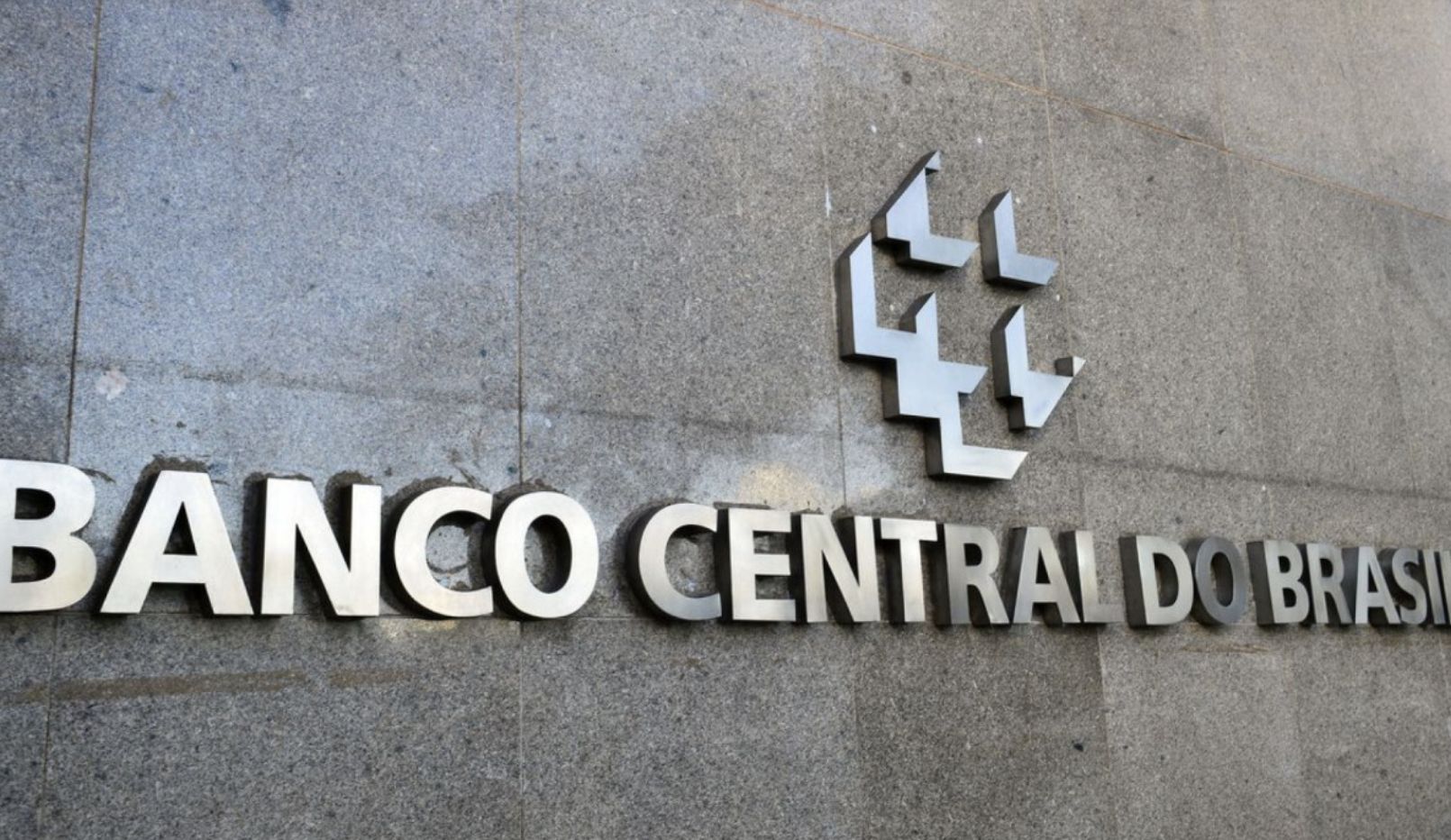 banco-central-fecha-2025-com-b