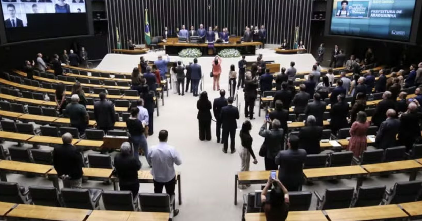 camara-dos-deputados-aprova-pr