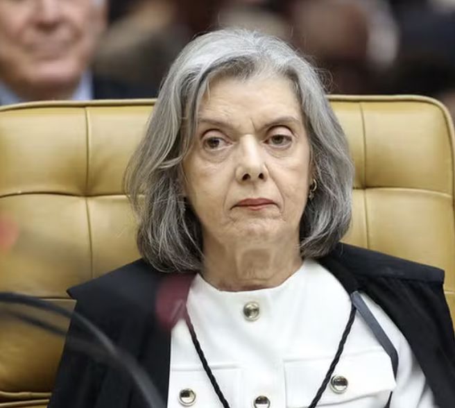 ministra-carmen-lucia-apresent