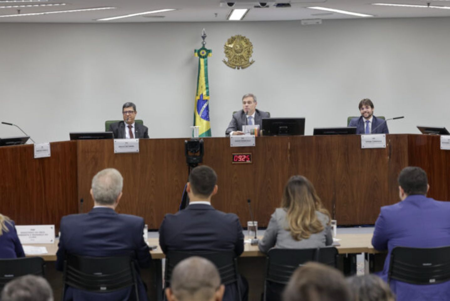 ministro-do-stf-determina-nova