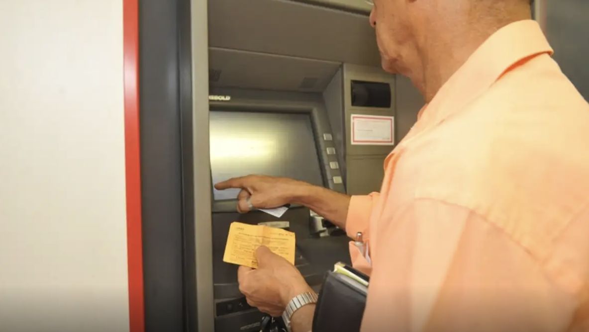 pos-carnaval-agencias-bancaria