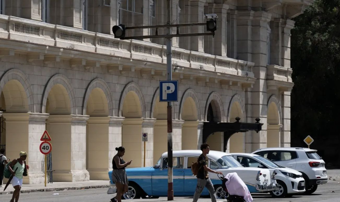 apagao-em-cuba-deixa-dois-terc