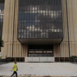 banco-central-preve-cresciment