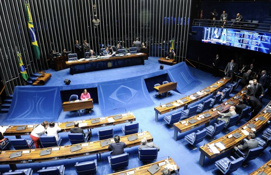 banco-master-senado-tem-assina