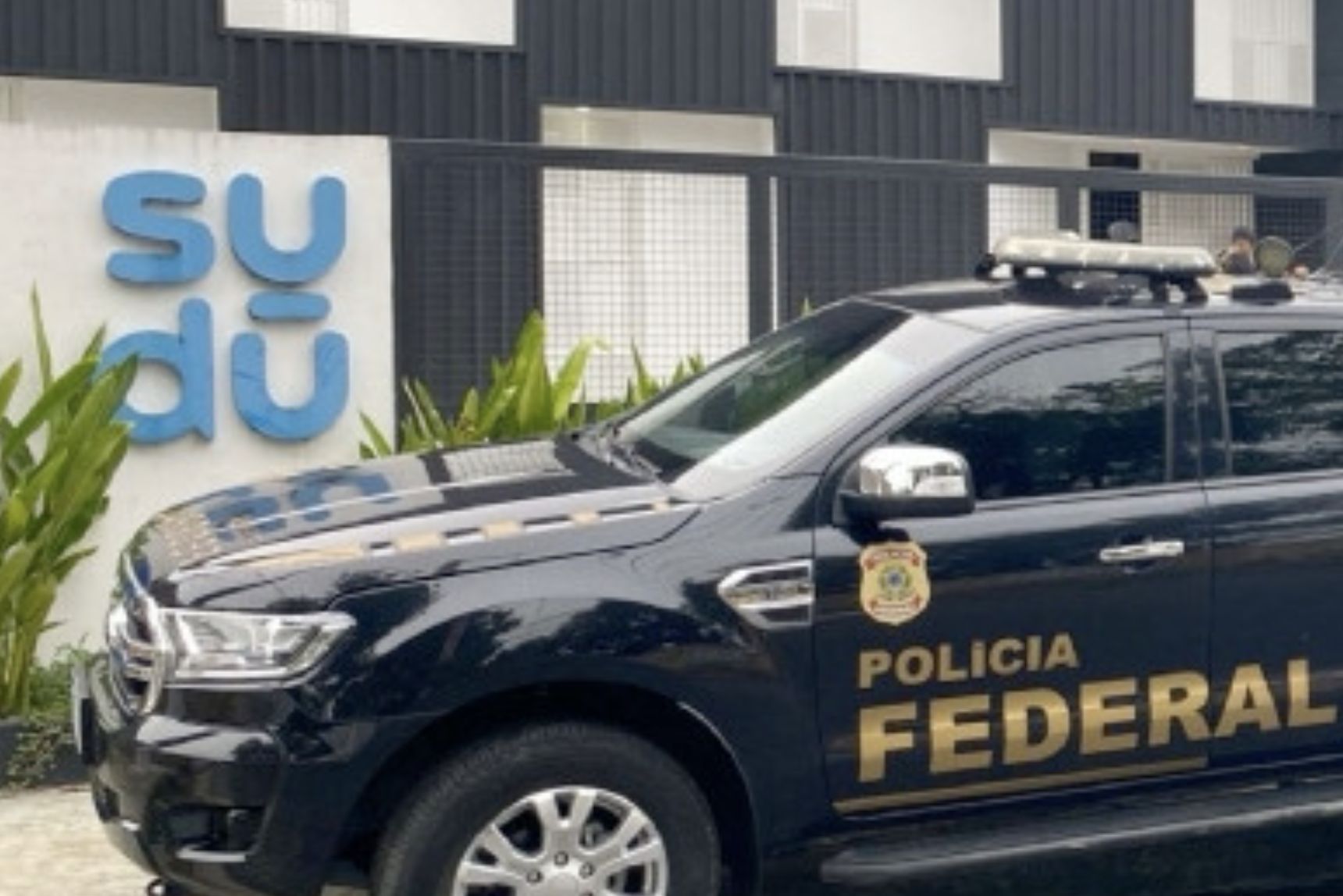 bomba-na-educacao-esquema-bili