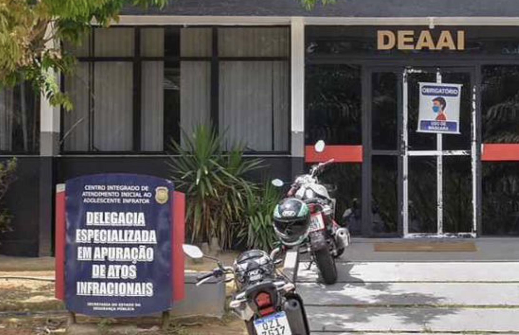 pc-am-apreende-tres-adolescent