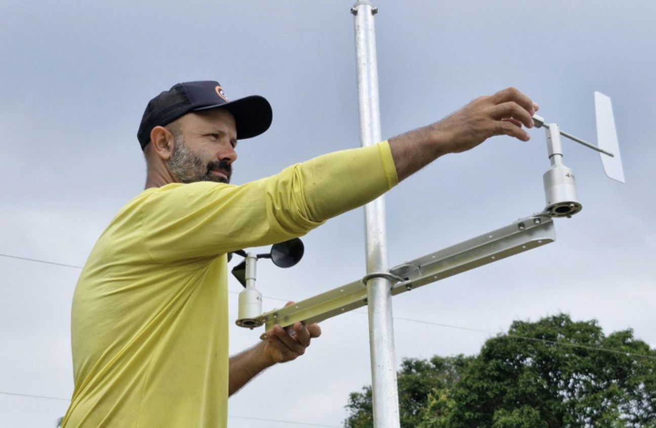 pesquisadores-e-ribeirinhos-mo