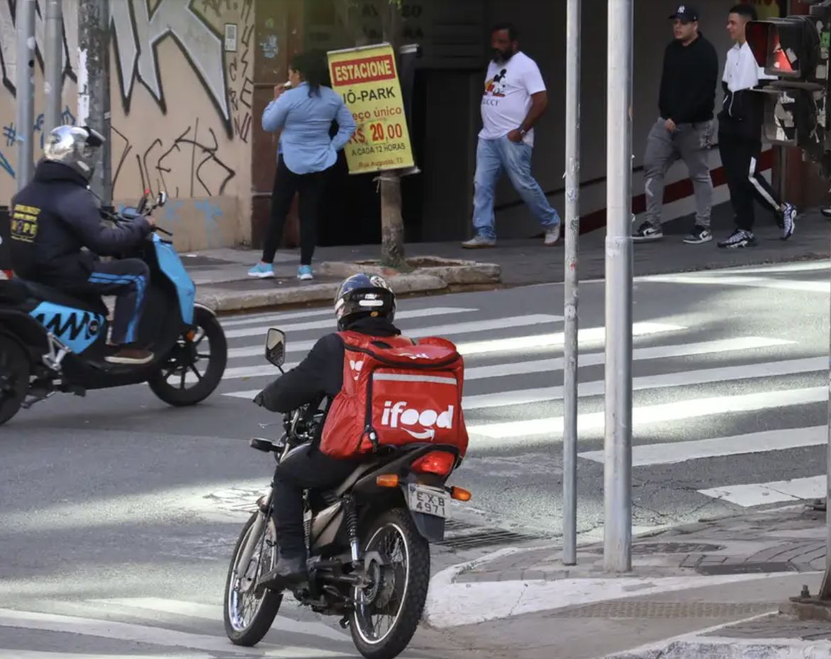 taxa-de-informalidade-cai-no-m