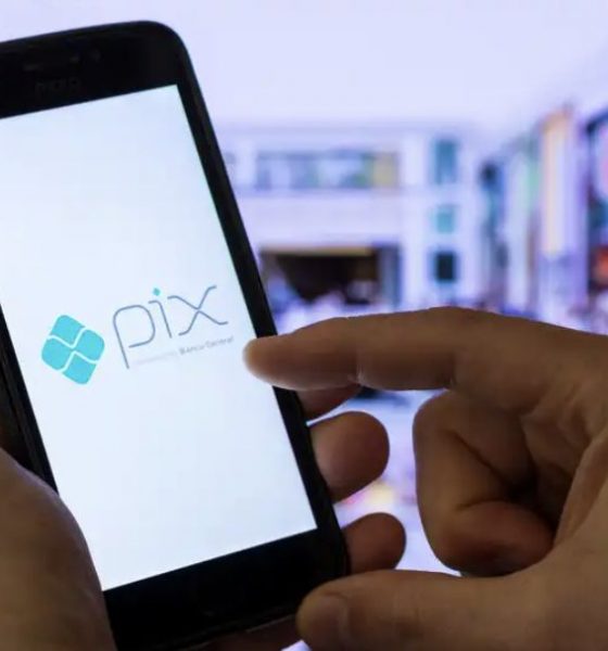 brasileiros-usaram-mais-pix-do