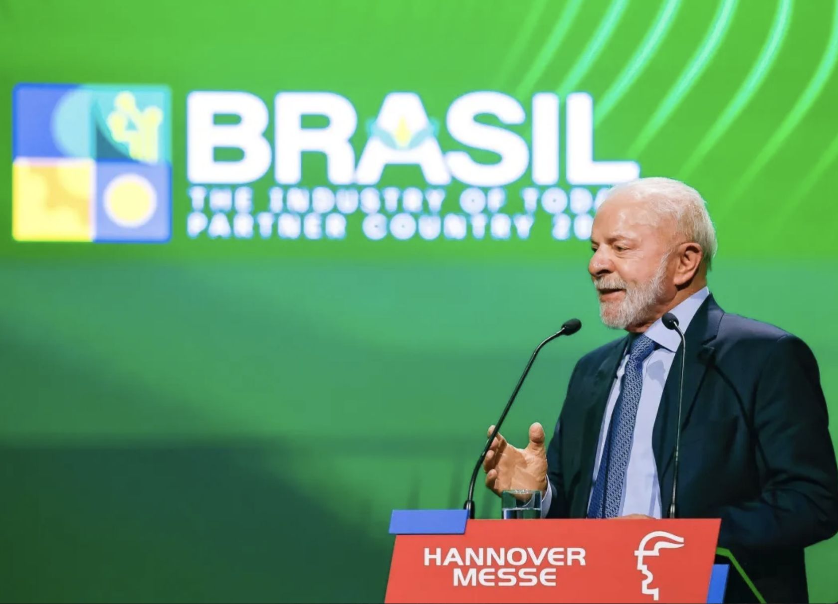 em-evento-na-alemanha-lula-diz