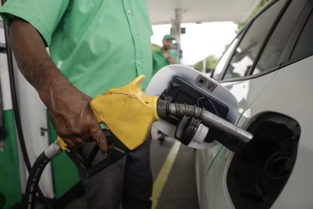 gasolina-lidera-pressoes-sobre