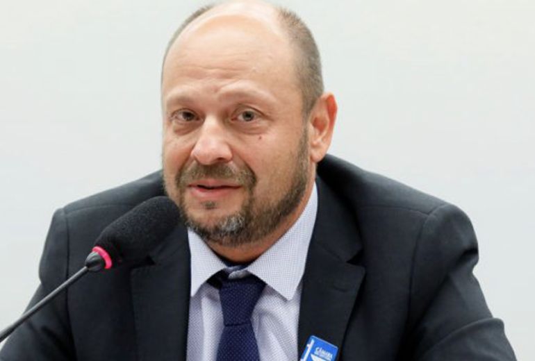 governo-federal-anuncia-troca-