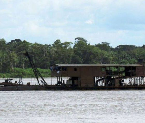 homem-flagrado-em-garimpo-ileg