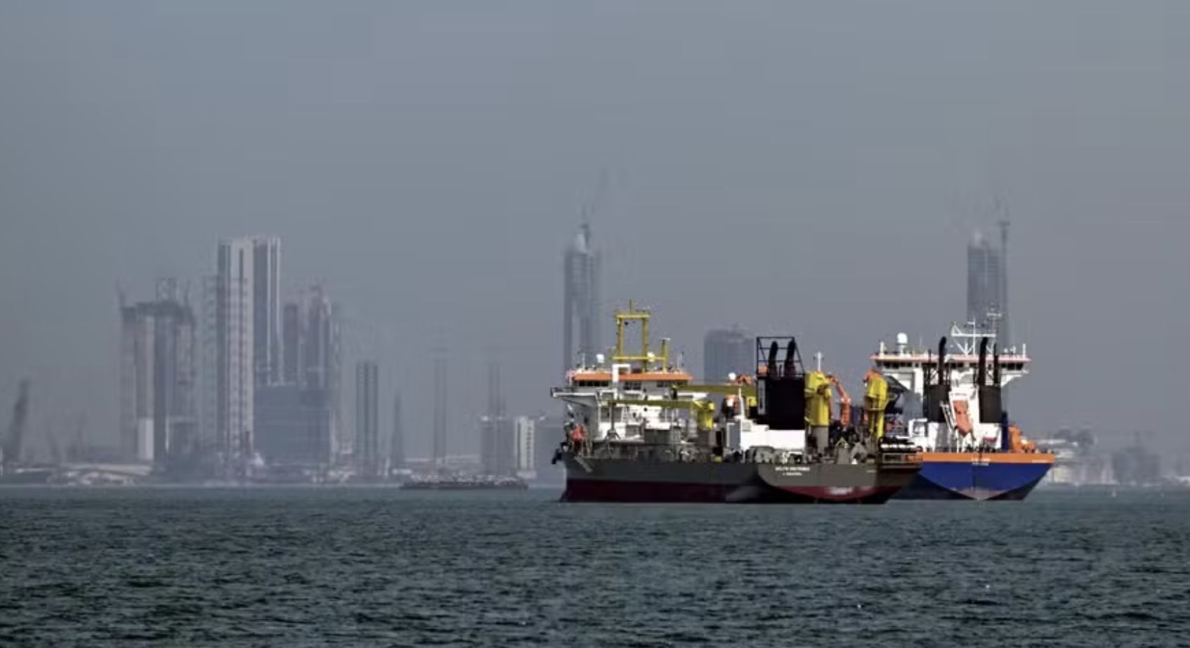 ira-diz-que-estreito-de-ormuz-