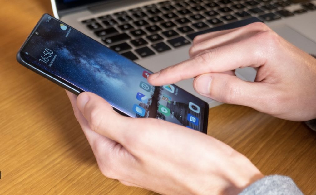 metade-dos-brasileiros-de-ao-m