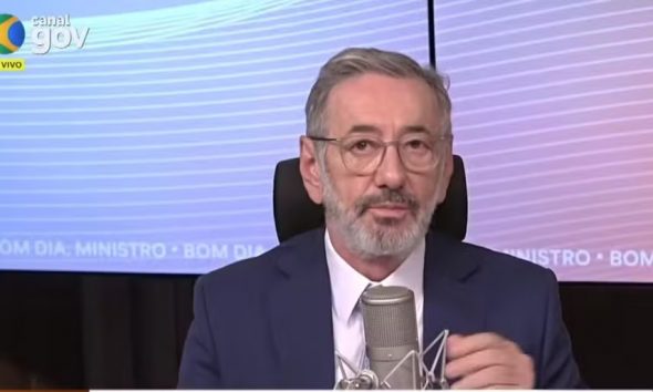 ministro-diz-que-subsolo-perte