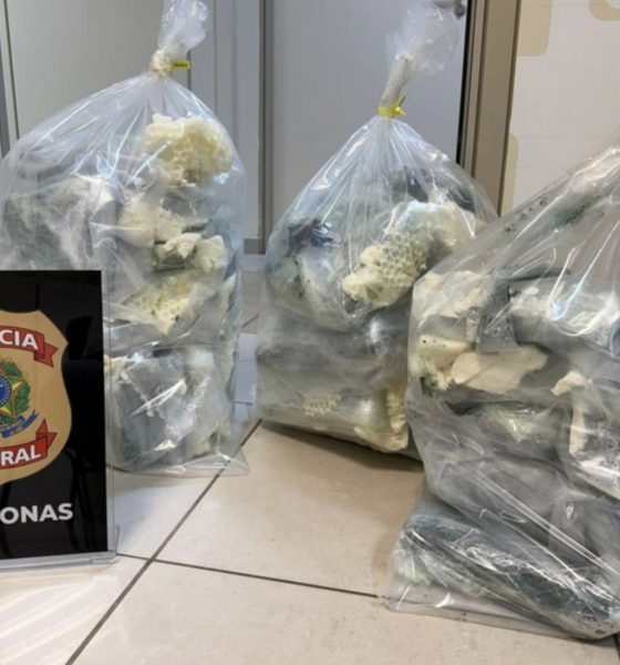 pf-prende-passageira-em-flagra