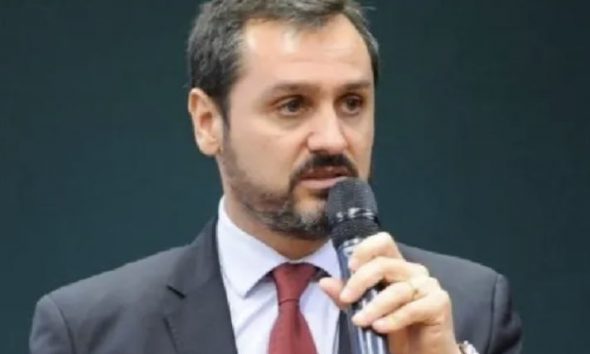 policia-federal-devolve-creden