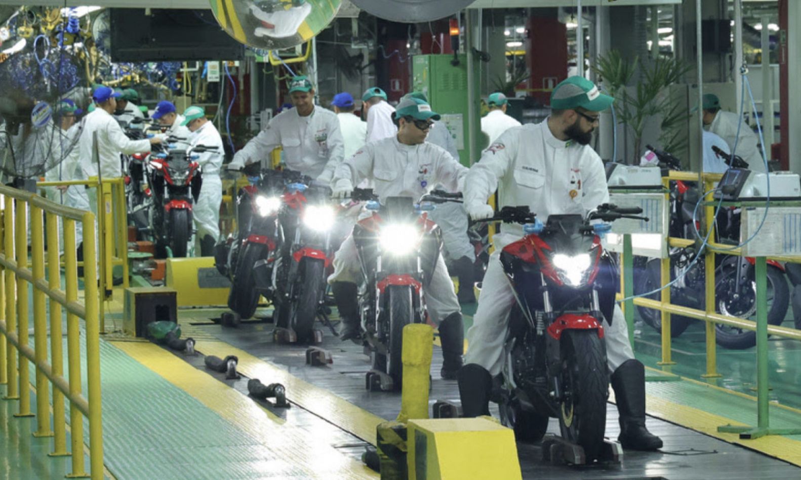 producao-de-motos-cresce-345-e