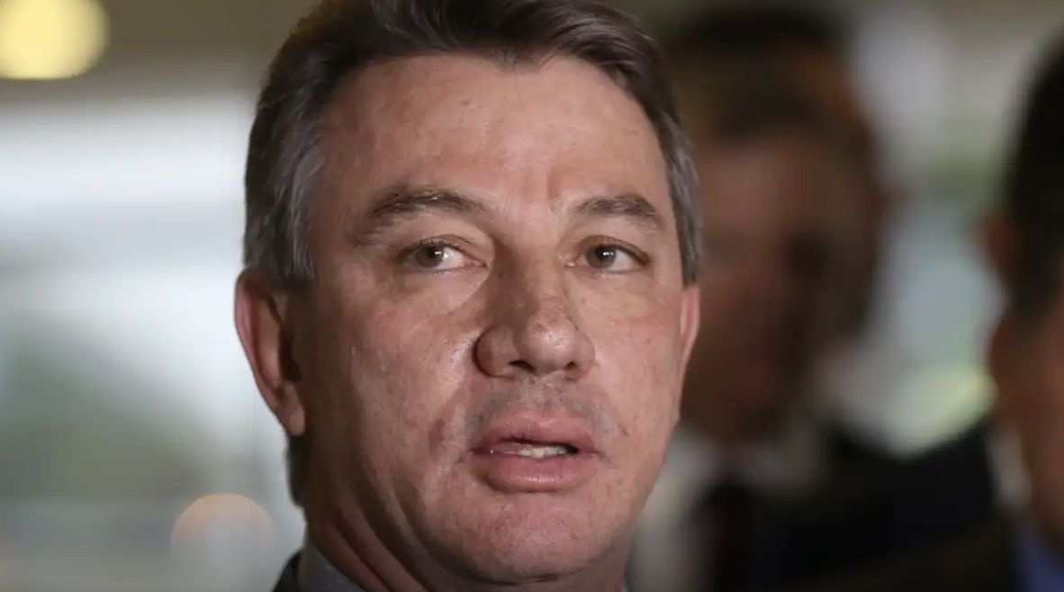 tse-adia-conclusao-de-julgamen