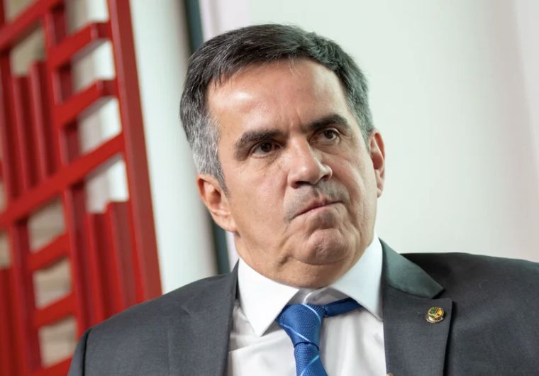 ciro-nega-versao-da-pf-sobre-e