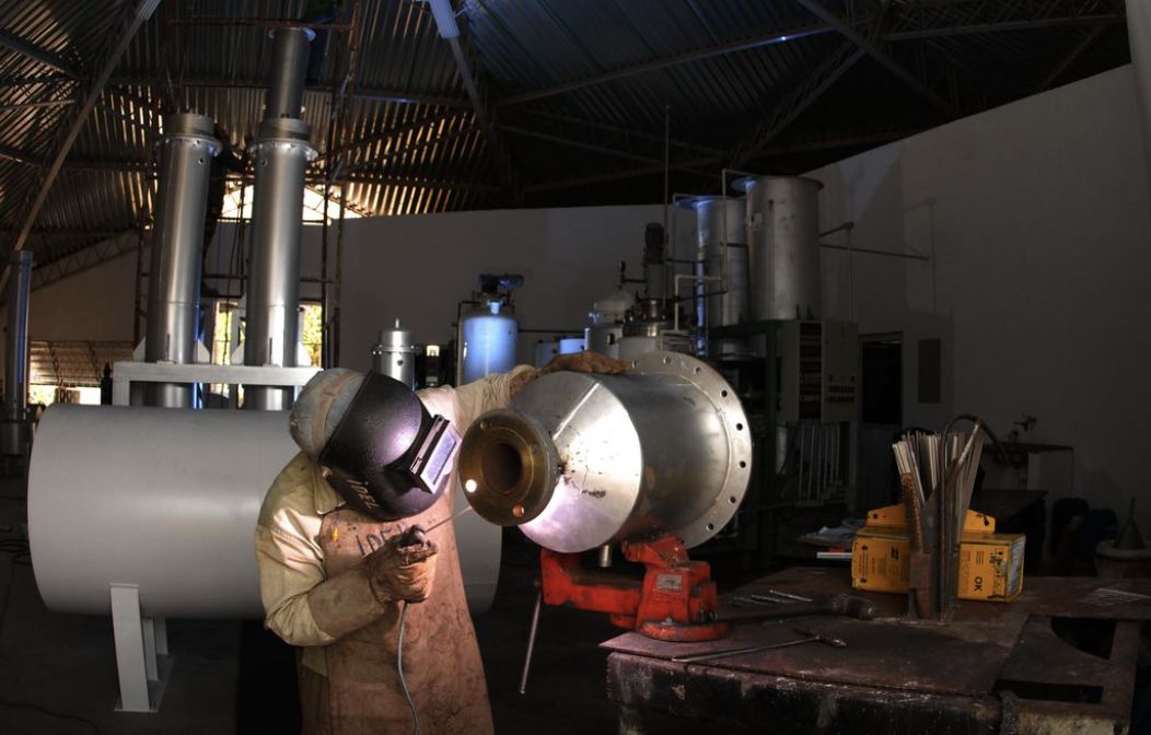 faturamento-da-industria-tem-r