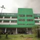 jovem-da-a-luz-em-banheiro-de-
