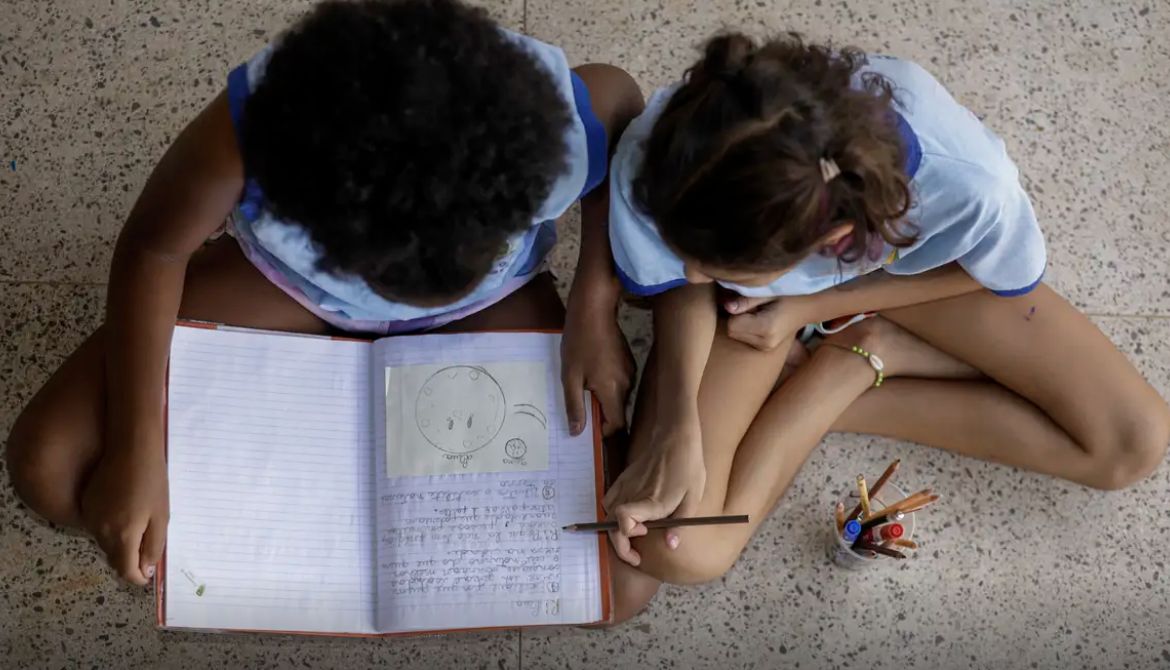 metade-dos-estudantes-nao-ve-d