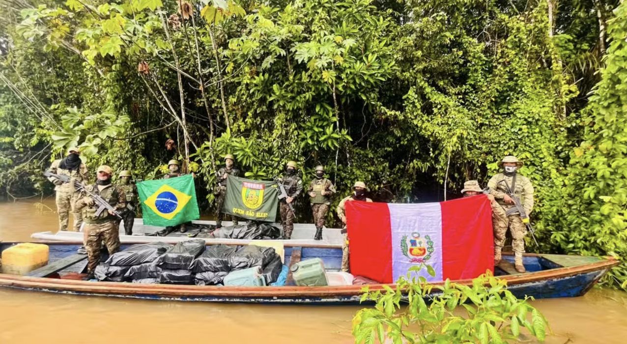 militares-apreendem-quase-uma-