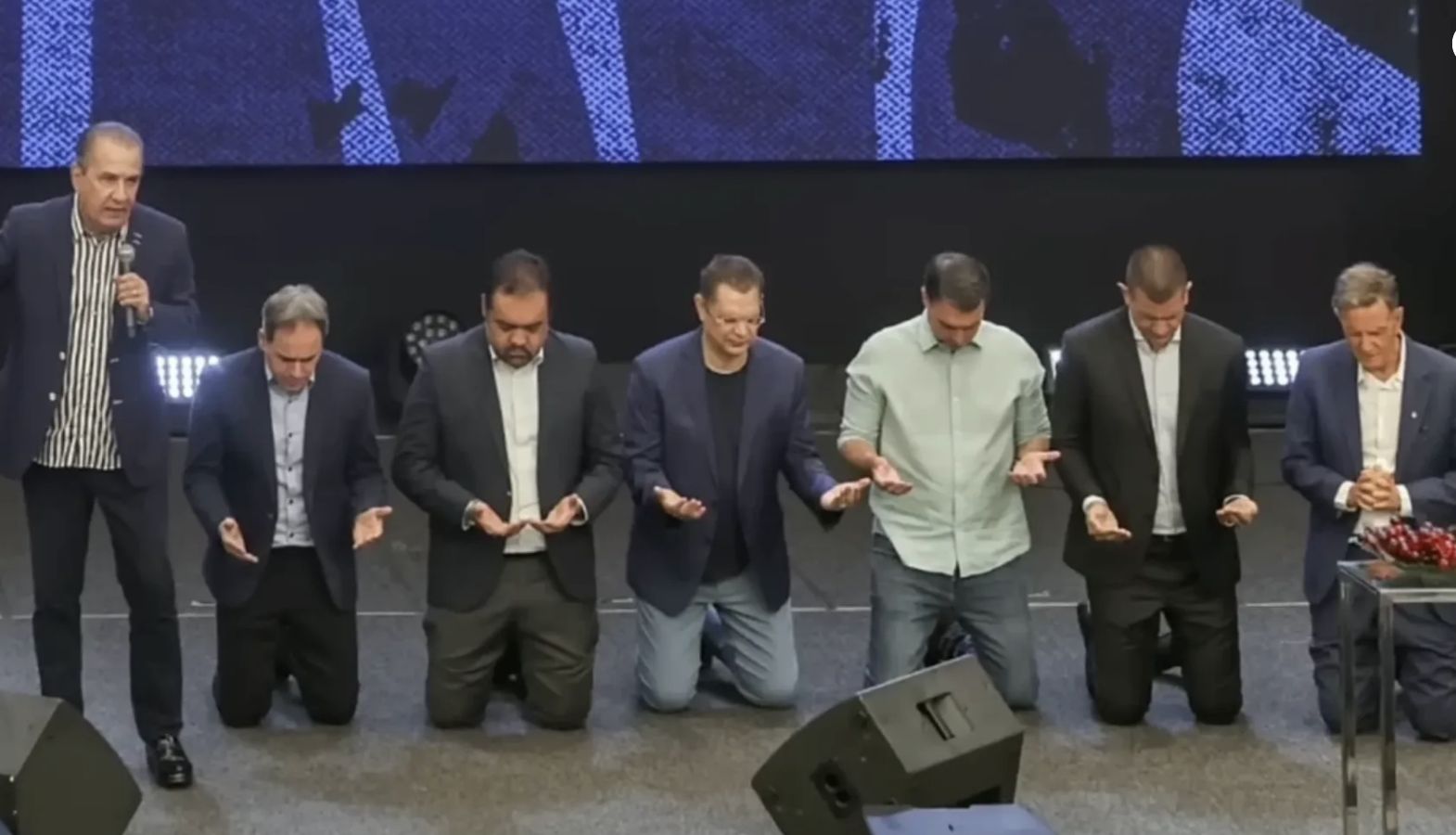 uso-de-igreja-para-promover-ca