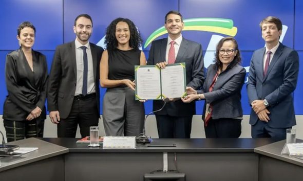 agu-garante-posse-de-servidora