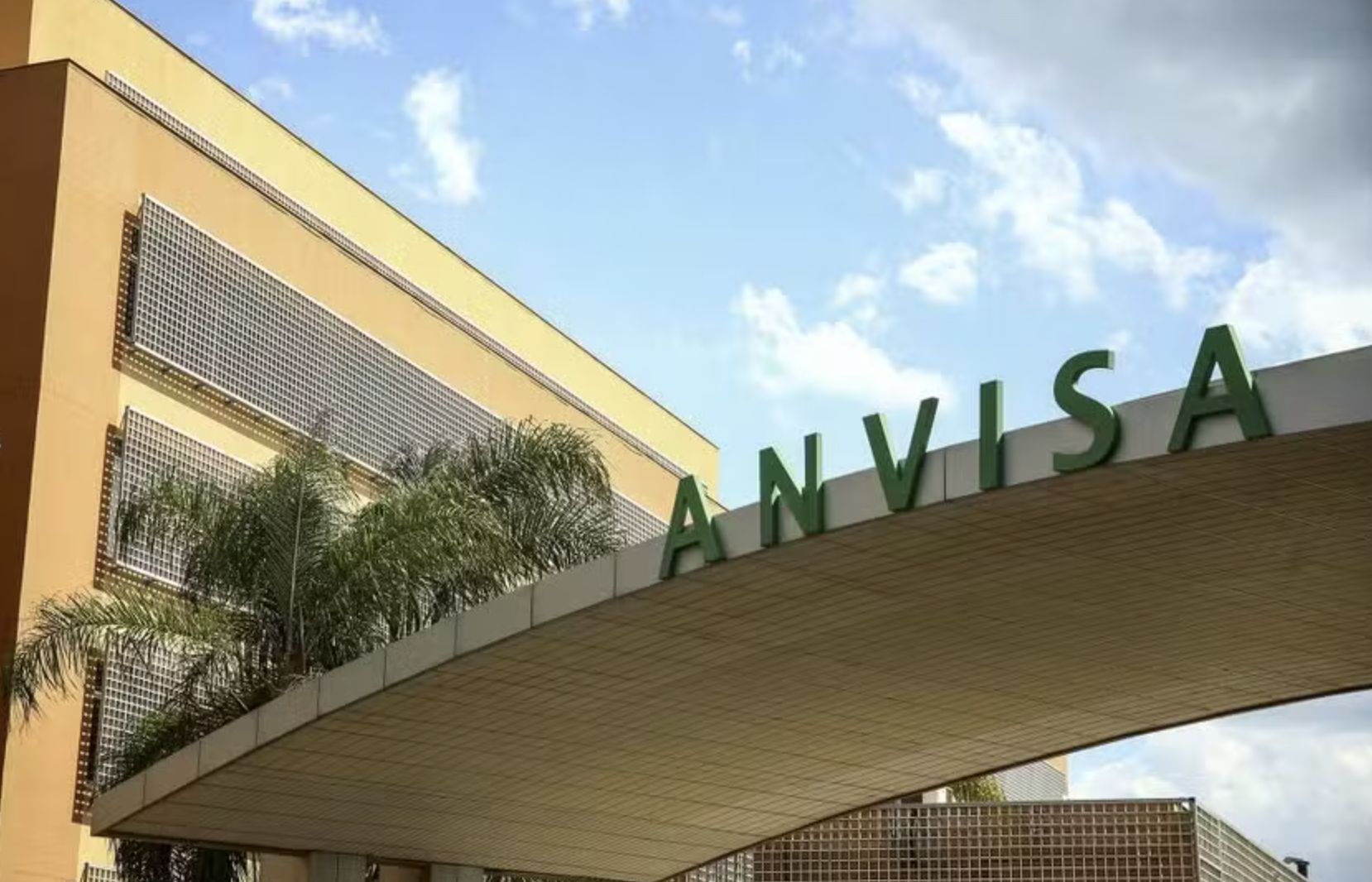 anvisa-determina-recolhimento-
