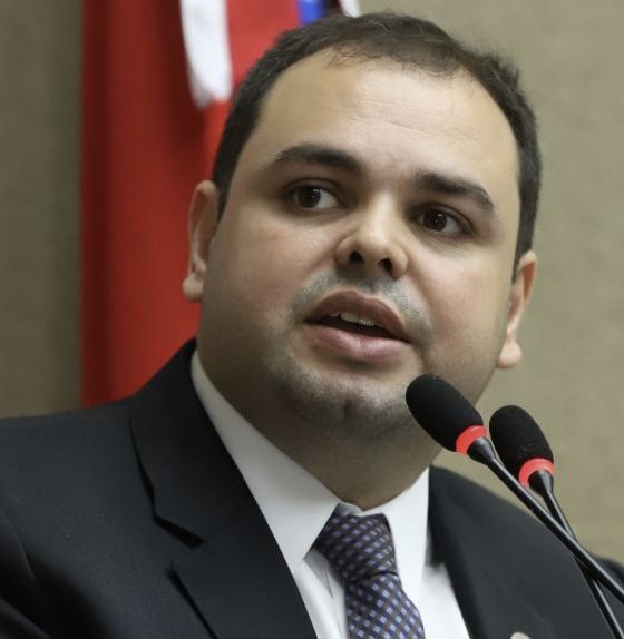 governador-do-amazonas-anuncia