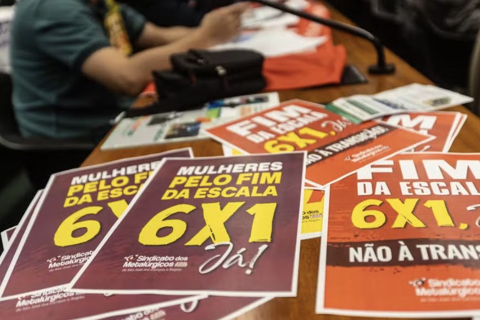 justica-manda-governo-suspende