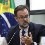 meteorologista-do-inpe-orienta