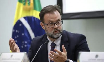 meteorologista-do-inpe-orienta
